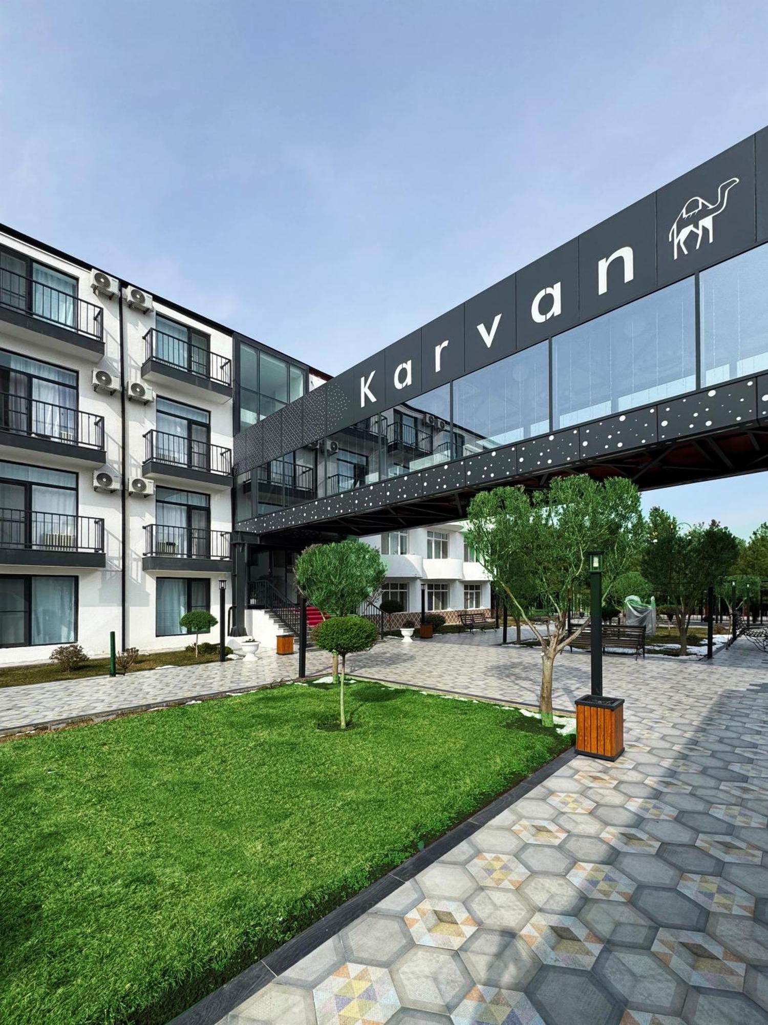Karvan Hotel-Sanatorium ナフタラン エクステリア 写真